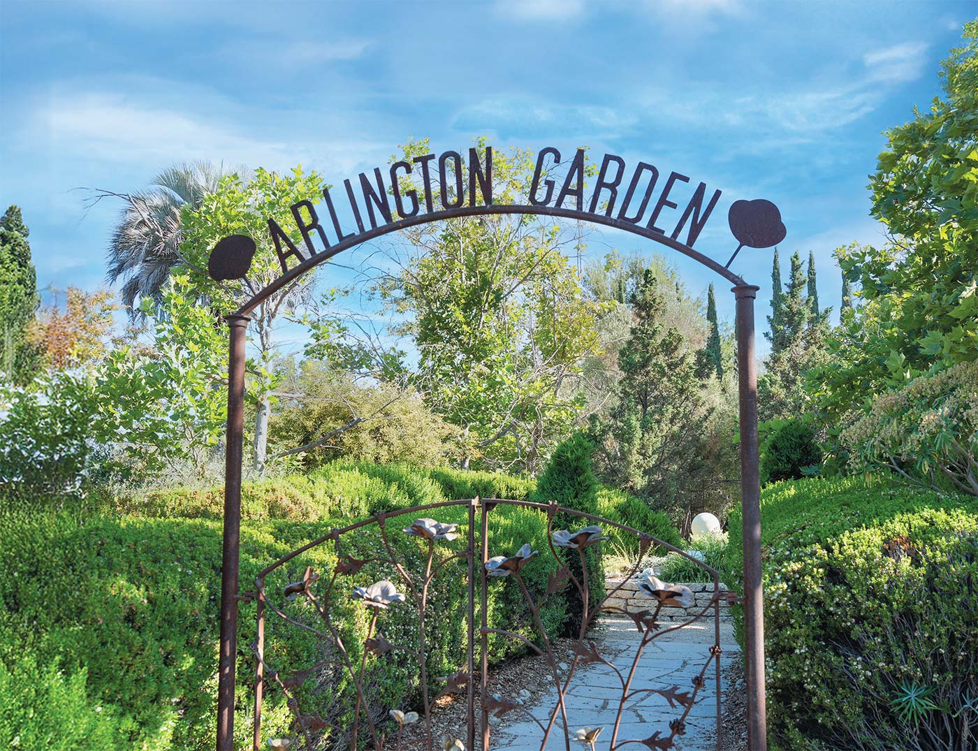 The Secret Garden: Arlington Garden in Pasadena
